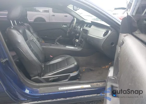 2012 Ford Mustang V6 Premium z USA, uszkodzony, nr VIN 1ZVBP8AM6C5212894